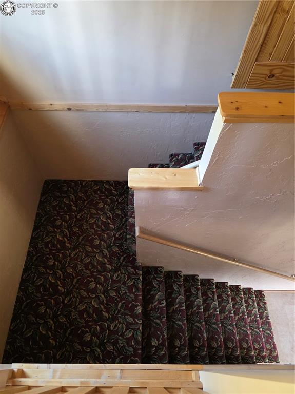 612 Lowry Ln, Canon City, CO 81212 - view of stairway