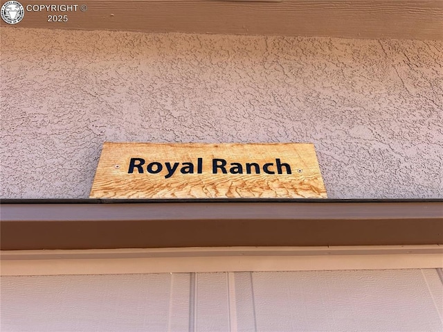 exterior details with stucco siding