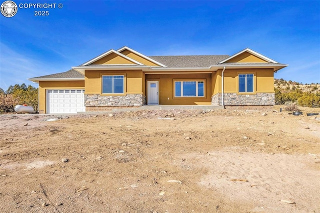 view of front of house featuring a garage