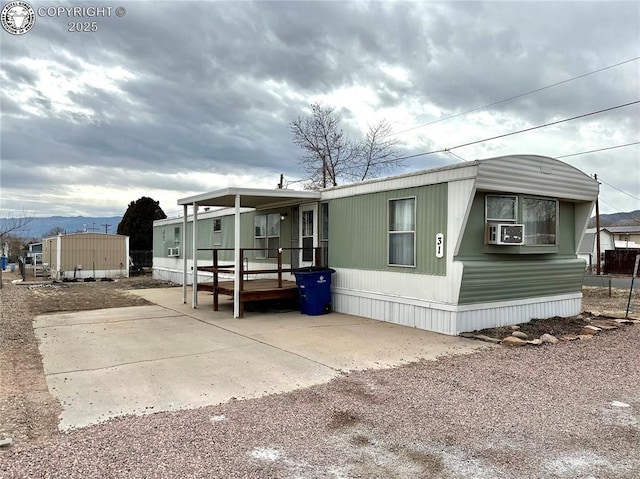 view of manufactured / mobile home