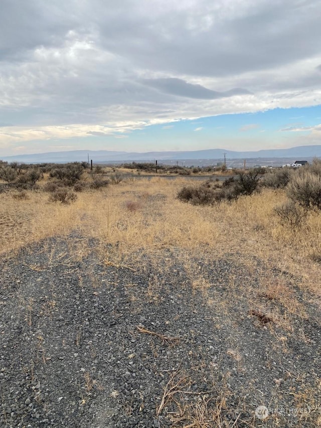 4915 W Coyote Trl, Ephrata, WA 98823