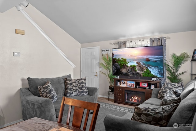 59 N Iowa Ave, East Wenatchee, WA 98802 - living room with vaulted ceiling