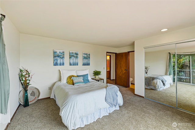 view of carpeted bedroom