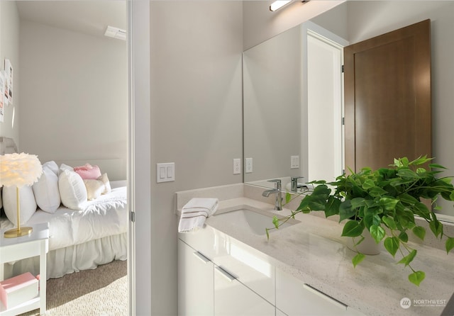 bathroom featuring oversized vanity