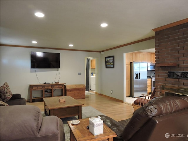 1402 Adams Rd N, Quincy, WA 98848 - living area featuring crown molding, baseboards, light wood finished floors, and recessed lighting