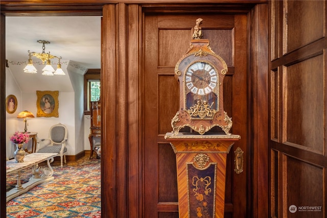 4 Thornewood Ln SW, Lakewood, WA 98498 - interior details featuring a notable chandelier