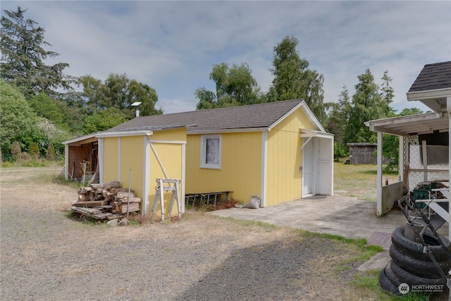 view of outdoor structure