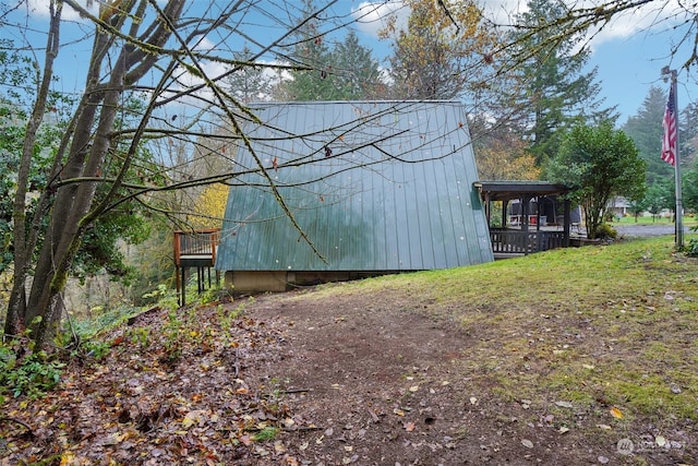 view of outbuilding