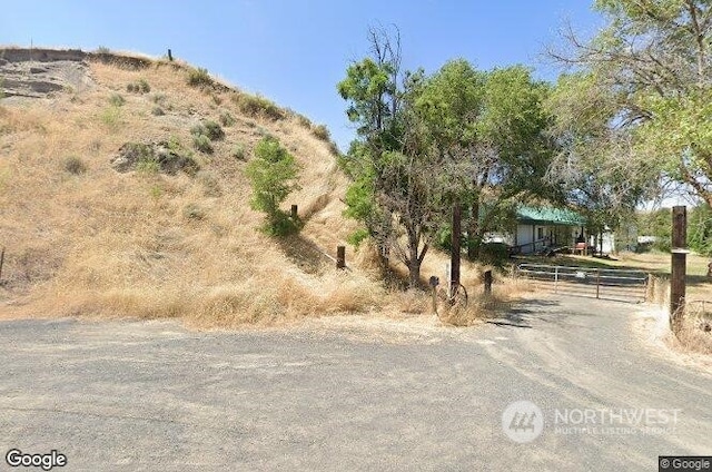 exterior space featuring a rural view