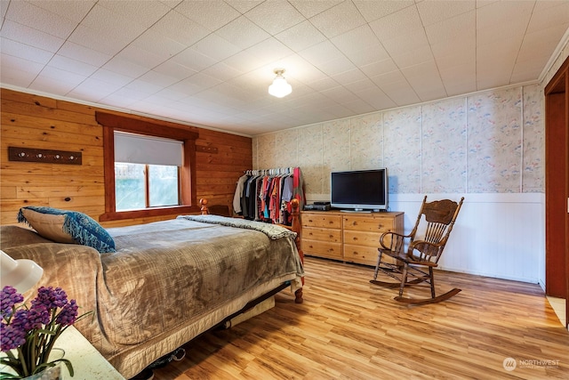 bedroom with light hardwood / wood-style flooring