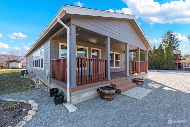 view of front of home featuring a porch