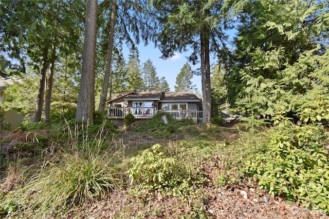 view of front of home featuring a deck