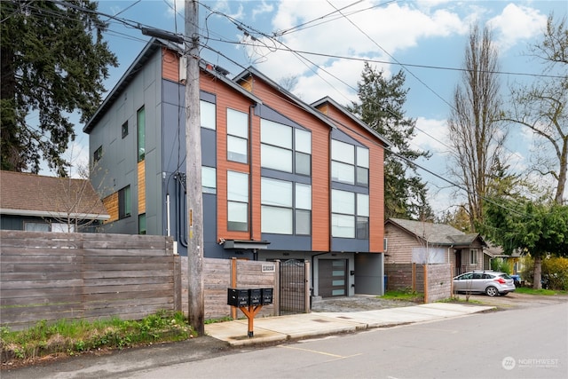14012 Midvale Ave N, Seattle, WA 98133 - exterior space