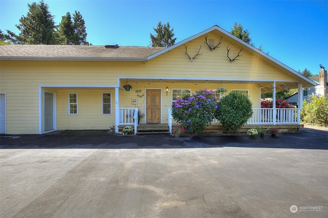 view of front of house with covered porch