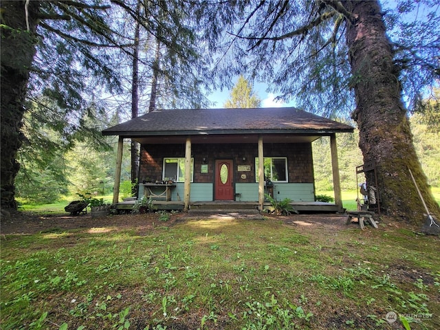 view of front facade with covered porch