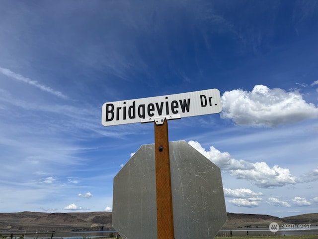 311 Bridgeview Dr, Vantage, WA 99850 - photo 1