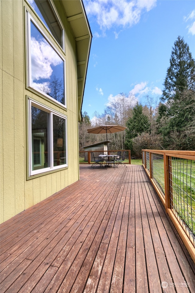 view of wooden deck