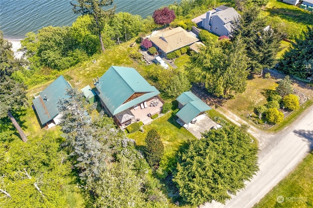 bird's eye view featuring a water view