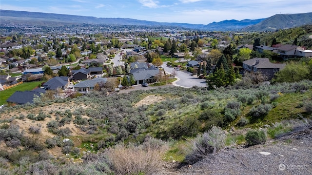 Listing photo 2 for 1530 Skyline Dr, Wenatchee WA 98801