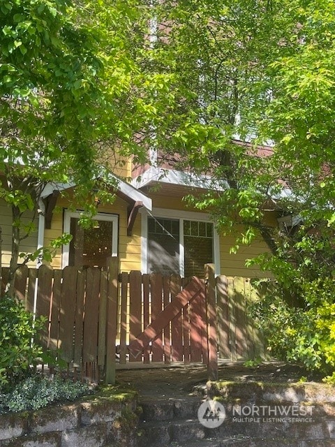 view of shed / structure