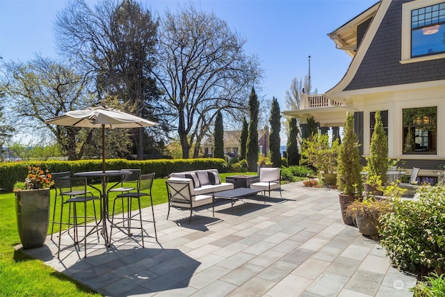 view of patio / terrace featuring an outdoor hangout area