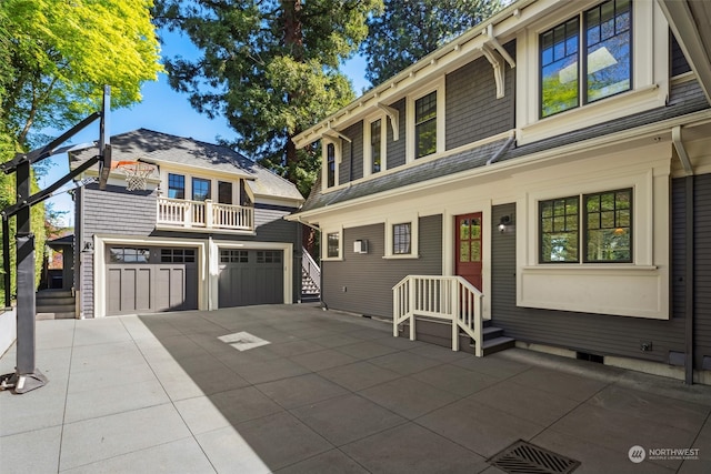 view of front of home featuring a garage