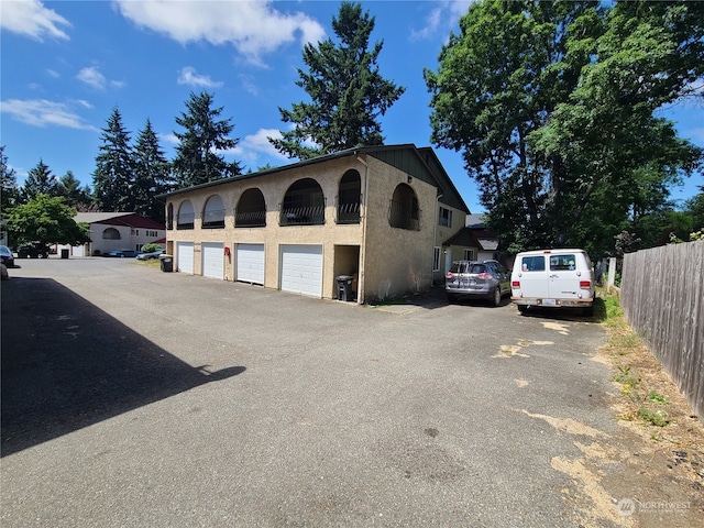 6114 Glen Mary Ln SE Unit A-D, Lacey, WA 98503 - view of garage