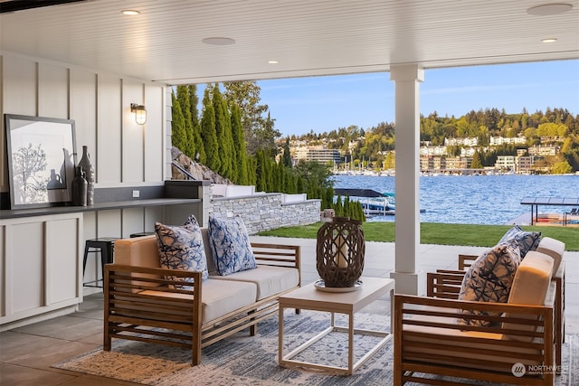 view of terrace with outdoor lounge area