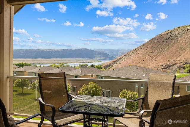 9246 Red Cliff Dr NW Unit B66, Quincy, WA 98848 - view of property view of mountains