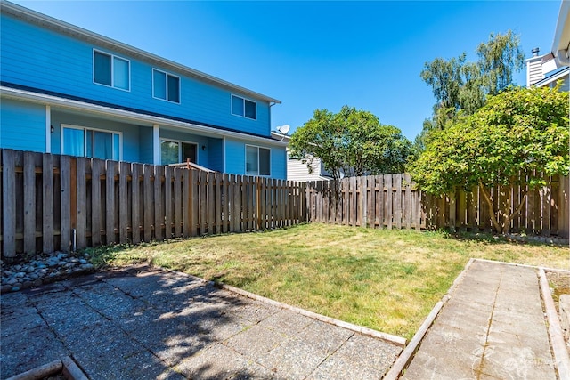 view of yard with a patio area