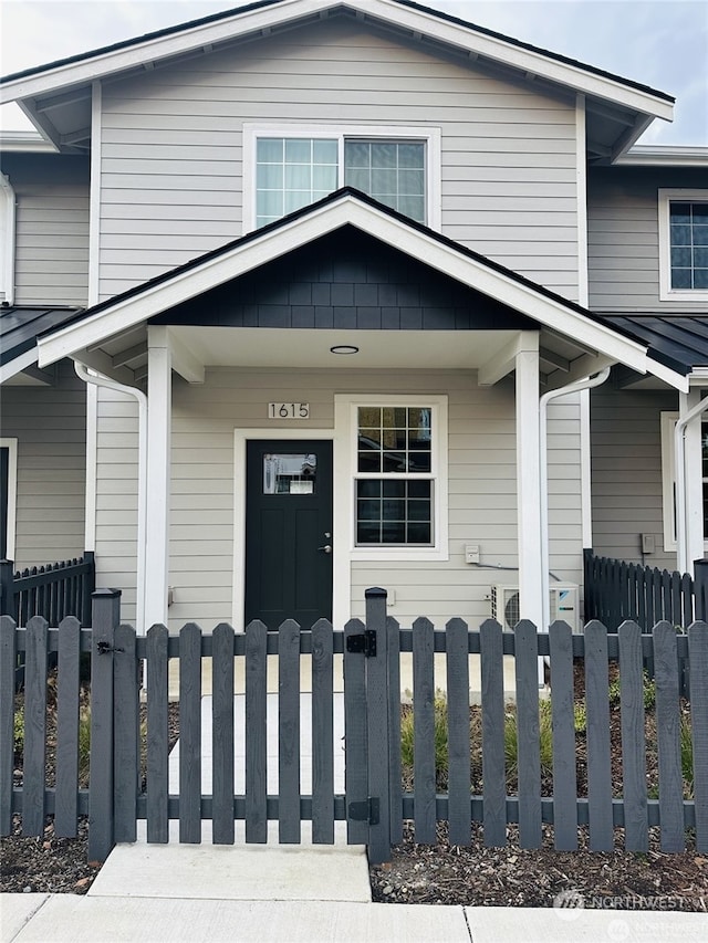 view of front of home