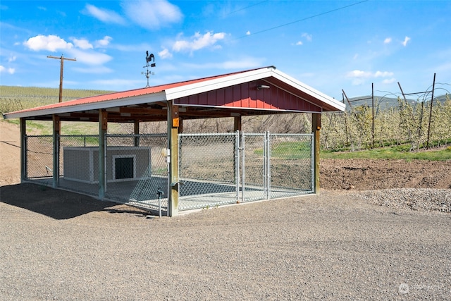 view of outdoor structure