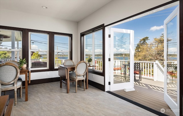 view of sunroom / solarium