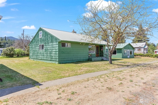 513 Cleveland Ave, South Cle Elum, WA 98943 - view of front facade featuring a front yard