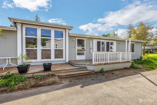 view of front facade featuring a deck