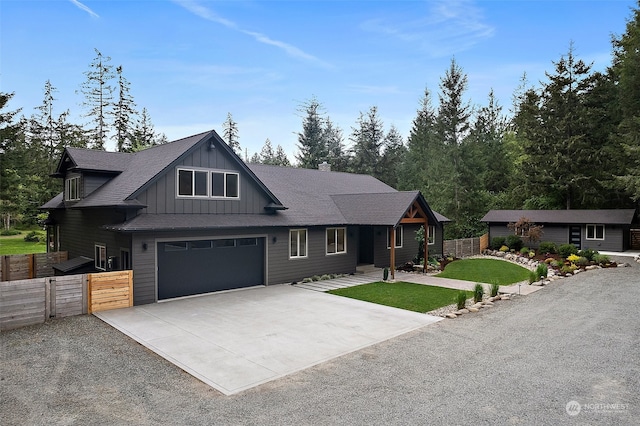 view of front facade with a garage