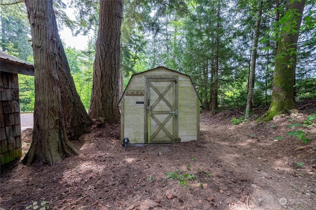 view of outdoor structure