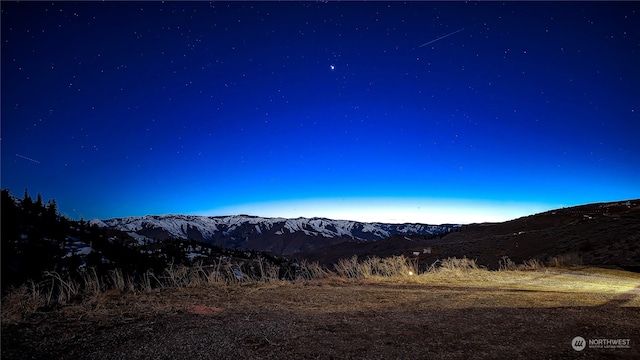 property view of mountains