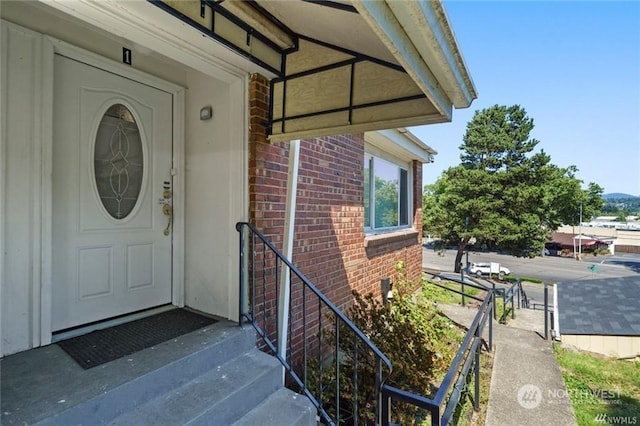 view of doorway to property