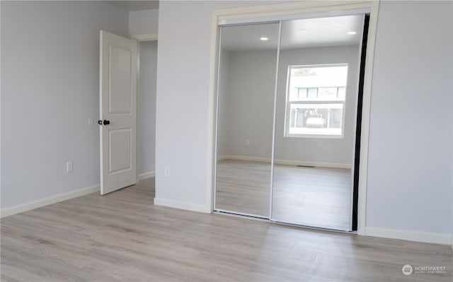 410 Summer Pl SW, Mattawa, WA 99349 - unfurnished bedroom with a closet and light wood-type flooring