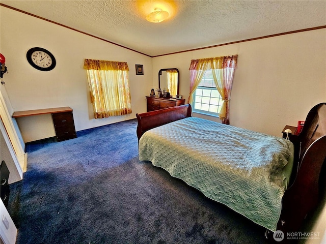 12 Moonlight Dr, Oroville, WA 98844 - bedroom featuring carpet floors, vaulted ceiling, crown molding, and a textured ceiling