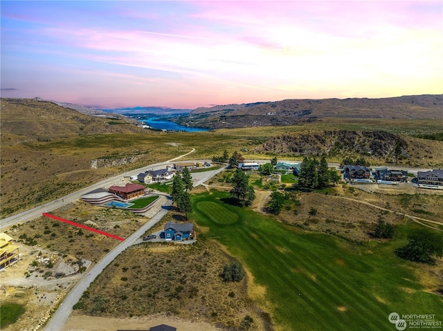 Listing photo 3 for 102 Alta Lake Rd, Pateros WA 98846