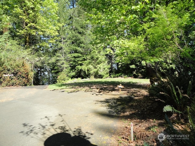 Listing photo 2 for 758 Promontory Rd, Shelton WA 98584