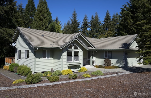 single story home with a garage