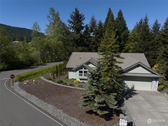 view of front facade with a garage