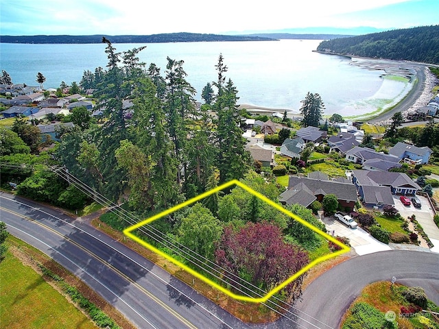 Listing photo 3 for 376 Moana Dr, Camano Island WA 98282