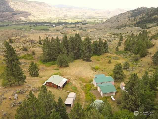 bird's eye view with a mountain view