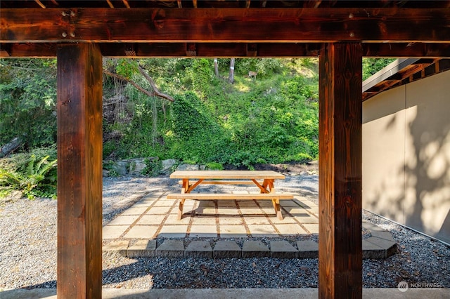 840 Shoshone Dr, La Conner, WA 98257 - view of patio / terrace