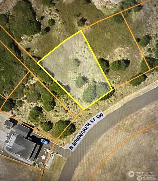 432 N Spinnaker St SW, Ocean Shores, WA 98569