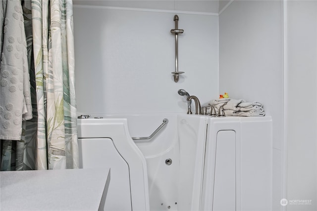 view of full bathroom